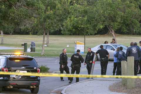 2 people are killed in a shooting at a Los Angeles park, police say