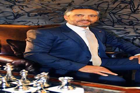 Beverly Hills Superagent Mauricio Umansky Gets Real