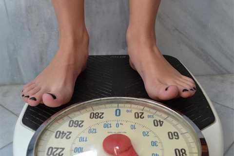 FBI Star Zeeko Zaki Details 100-Lb. Weight Loss in 8 Years - PEOPLE