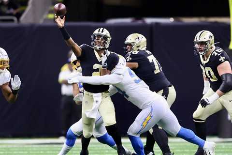 Halftime update: New Orleans Saints 17, Los Angeles Chargers 10