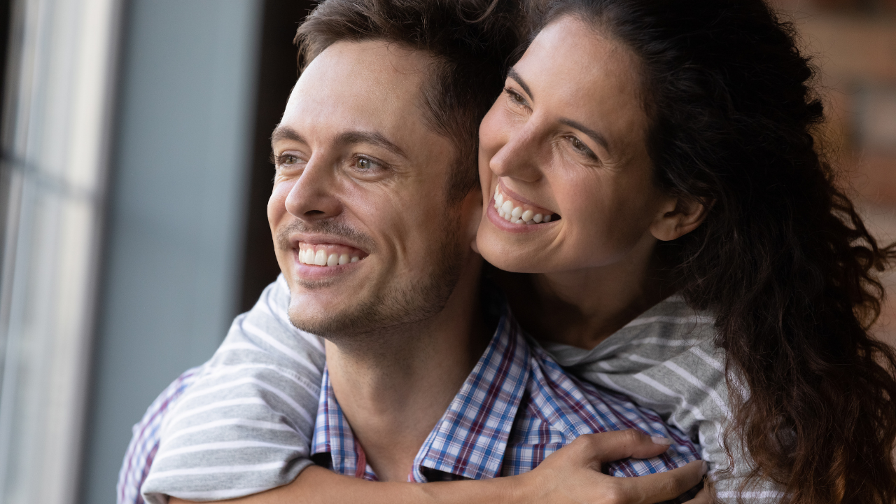 A New Mom's MIL Shamed Her for Making a Living Writing Romance Novels & Reddit Is Livid