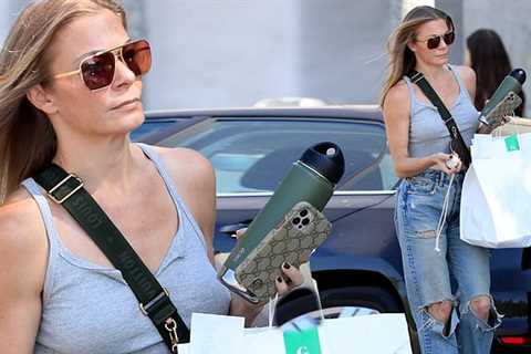 LeAnn Rimes gets her tresses touched up at Beverly Hills hair salon