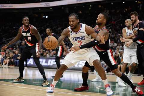 Los Angeles Clippers: Kawhi Leonard celebrates return to the court after 15 months