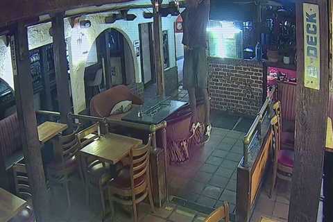 Los Angeles homeless man breaks into restaurant through skylight; second entry in a week