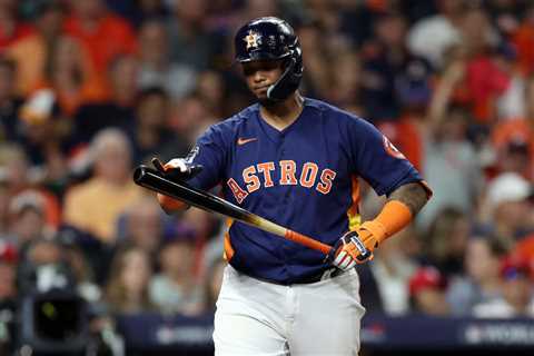 Astros C Martin Maldonado made use of illegal bat in Game 1 of World Collection, per record - Yahoo ..