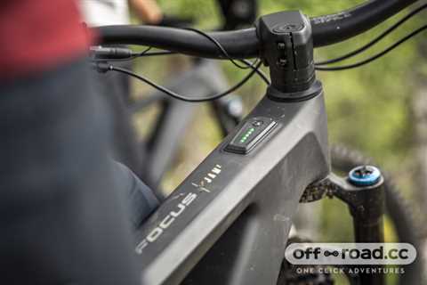 Focus Jam2 SL incorporates the most effective of both worlds - new light-weight e-MTB - off.road.cc