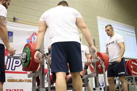 Jan Wegiera Bench Press World Record Attempt w wyciskaniu leżąc podczas Mistrzostw Swiata