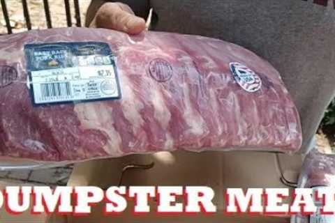 Amazing DUMPSTER DIVING & SCORE  Hundreds of Dollars Worth of Meat for Holiday Weekend Barbeque ..