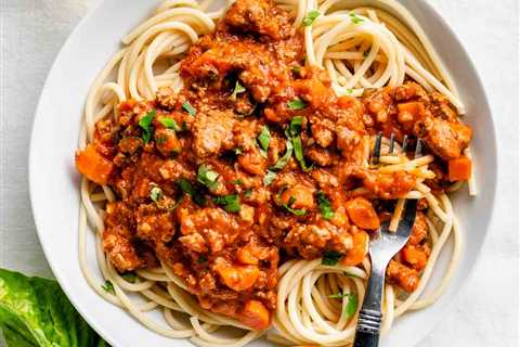 Slow Cooker Turkey Bolognese