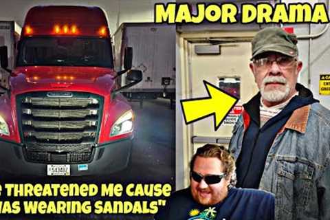 Truck Driver Records Driver For Wearing Sandals 🤯 You''re A Disgrace To All Truckers 🫣