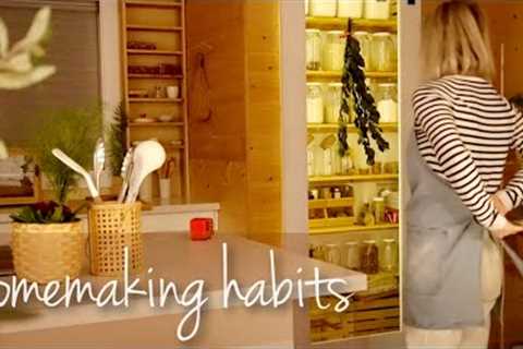DAILY ROUTINE AND HABITS AS A HOMEMAKER