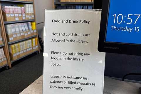 Fury at NHS Hospital Sign Banning Hot Food in Library Singles Out Samosas, Pakoras, and Filled..