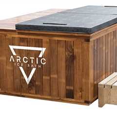 Arctic Cedar Palace Bath - Arctic Ice Bath
