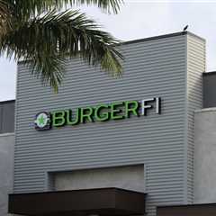 4 Burger Chains Facing Tough Times Ahead